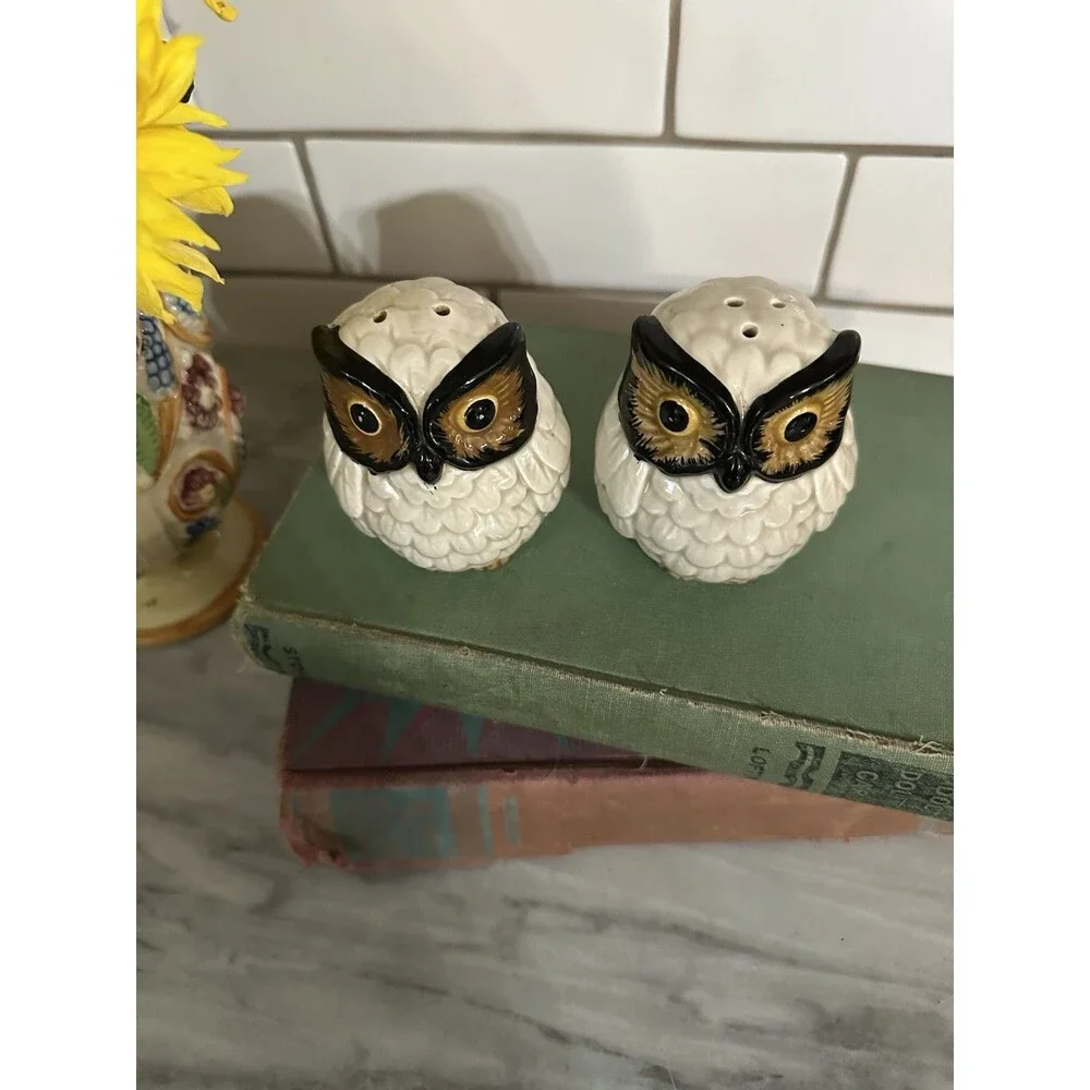 VTG Ceramic Owl Salt & Pepper Shakers Lego  Japan 60s 70s Kitsch